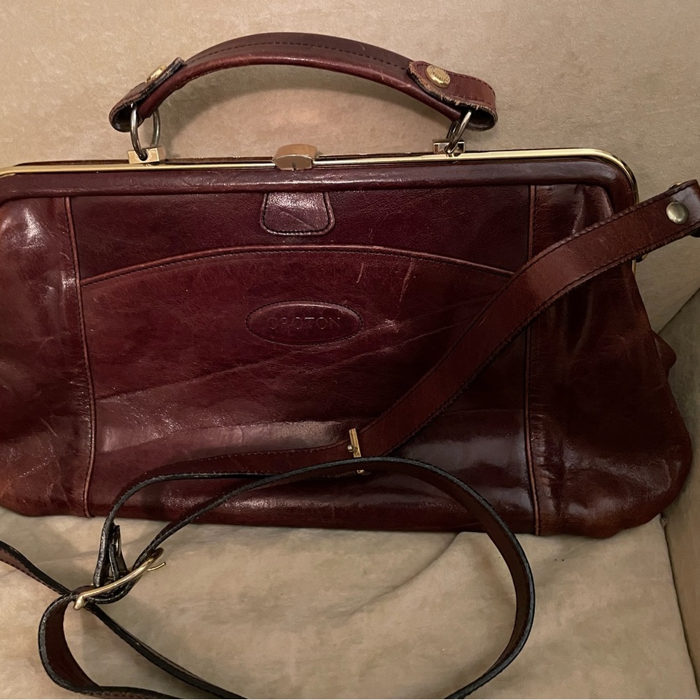 Oroton shoulder bag